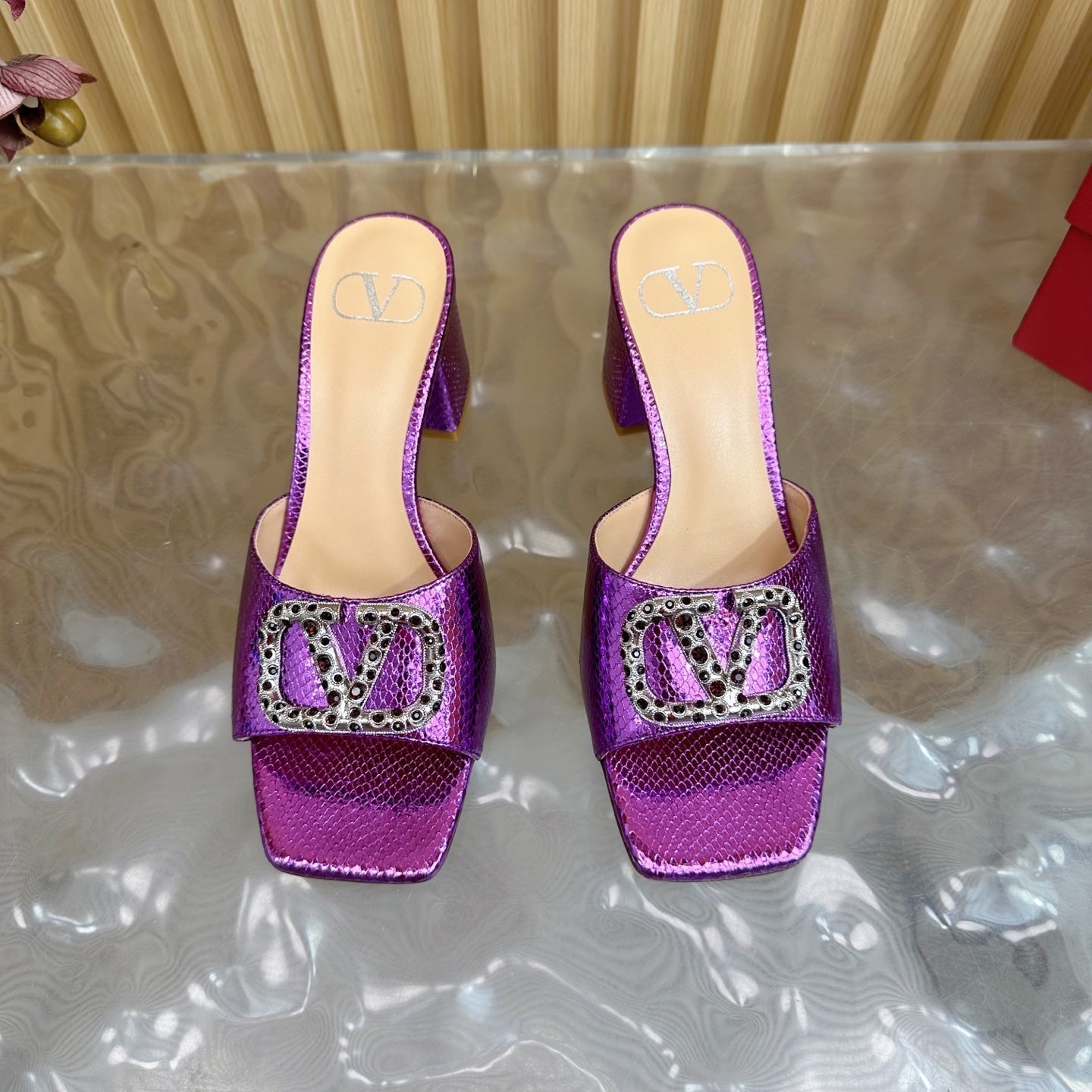 VT 25 Vlogo Mule Purple Snakeskin Leather 331928