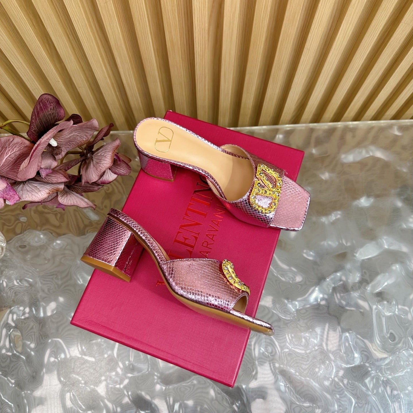 VT 25 Vlogo Mule Pink Snakeskin Leather 331929