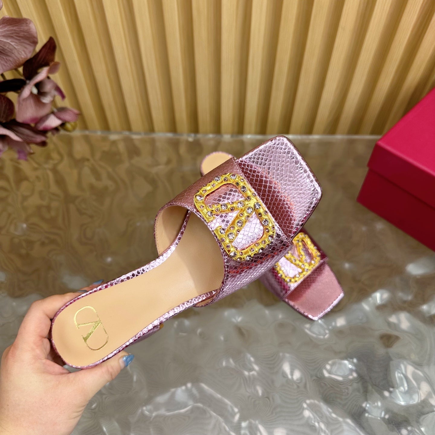 VT 25 Vlogo Mule Pink Snakeskin Leather 331929