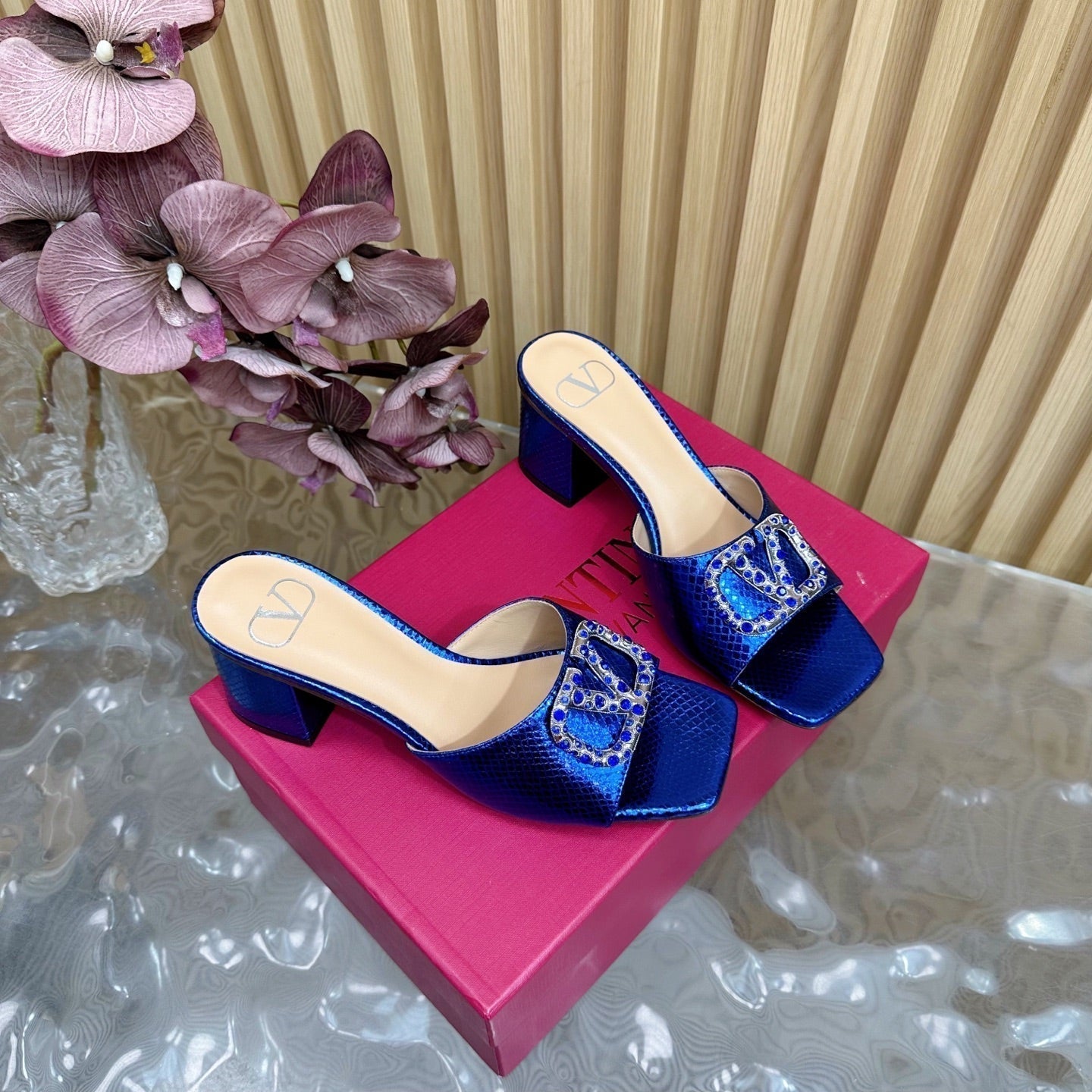 VT 25 Vlogo Mule Admiral Blue Snakeskin Leather