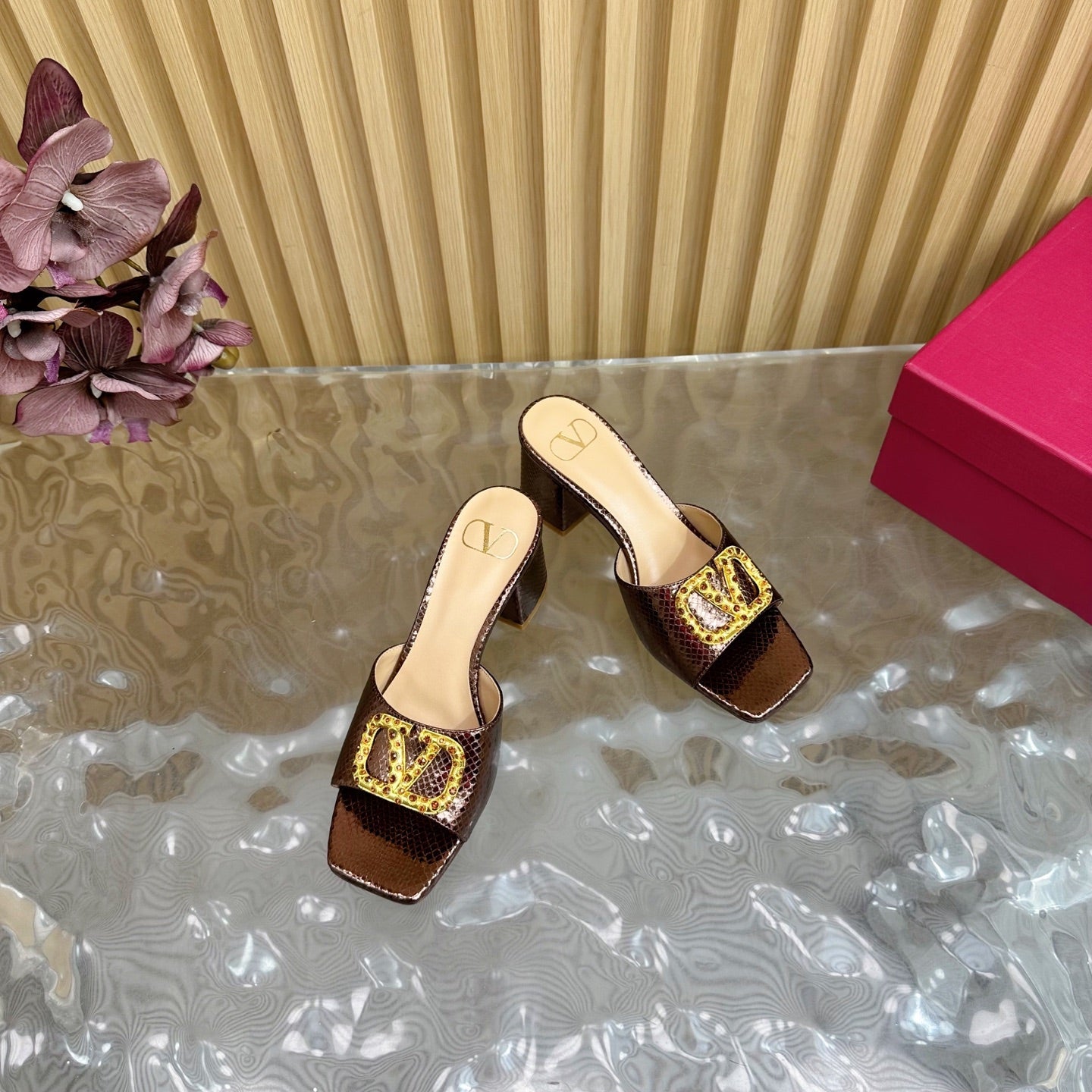 VT 25 Vlogo Mule Brown Snakeskin Leather