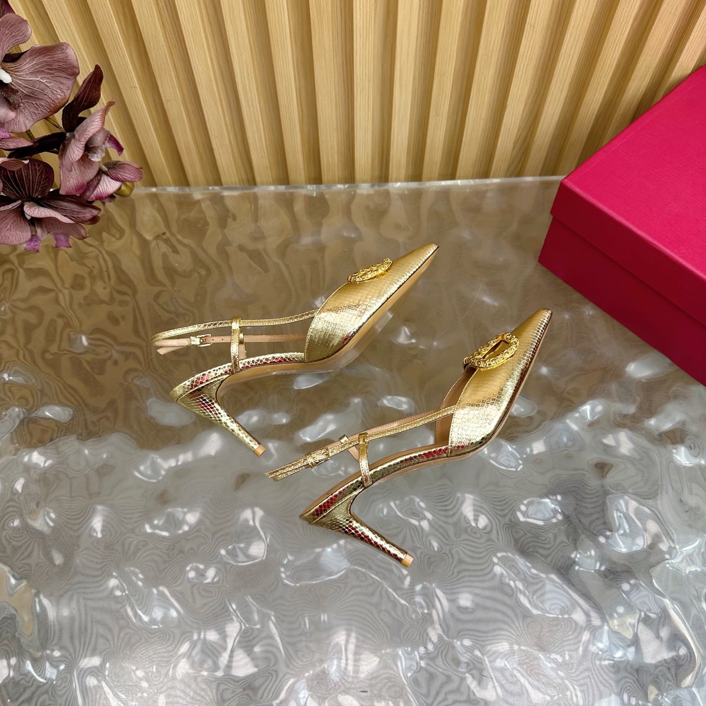VT Slingback 8cm Gold Snake-grain Leather