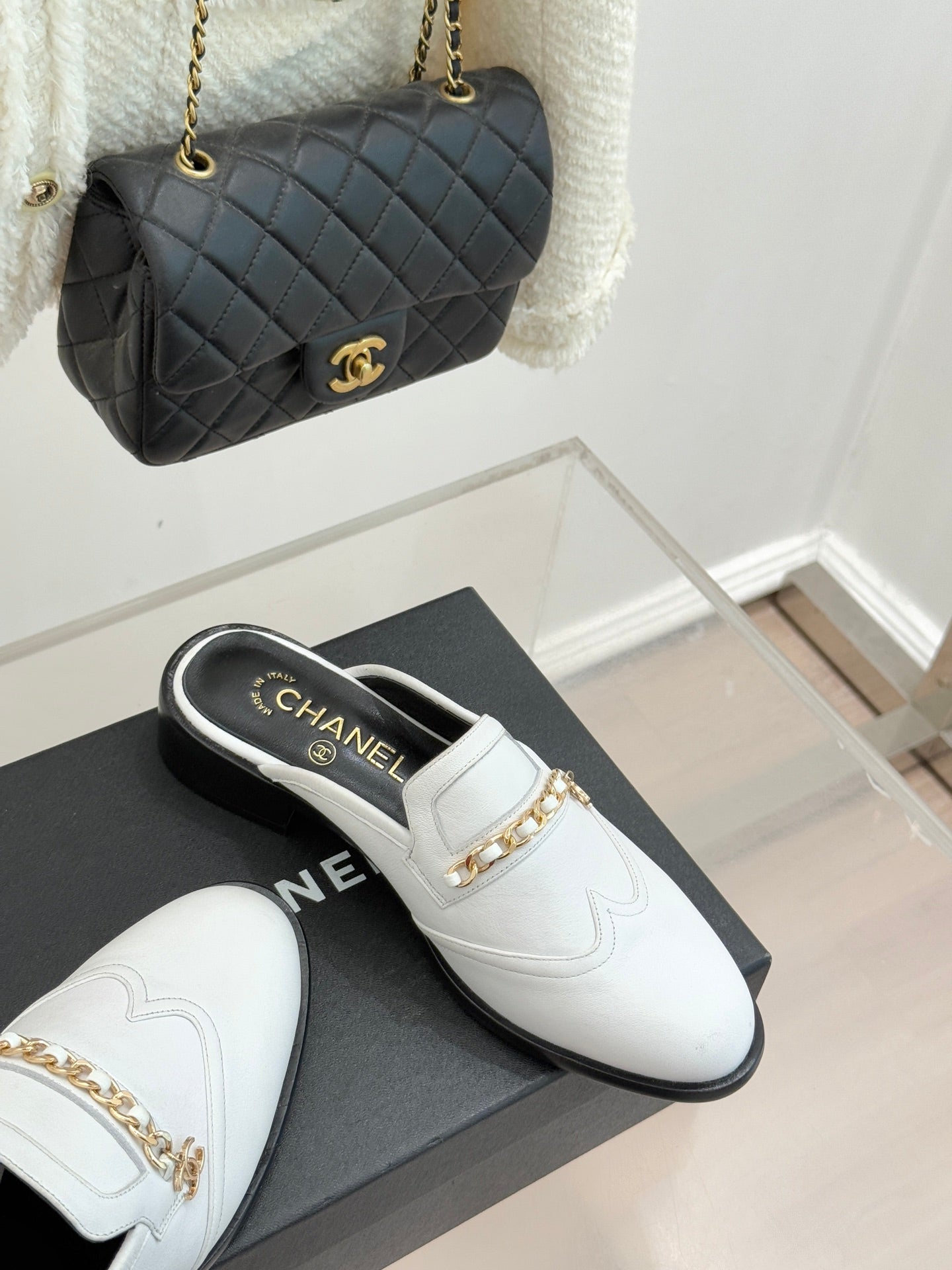 CC 26 Mule White Calfskin 610014