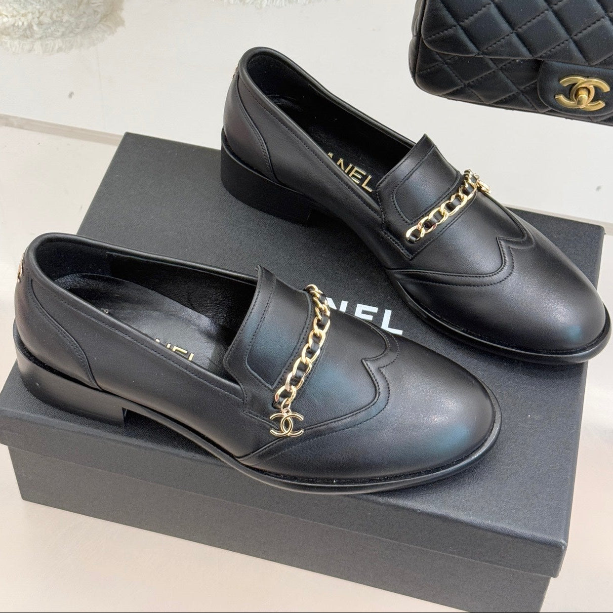 CC 26 Loafer Black Calfskin 610018