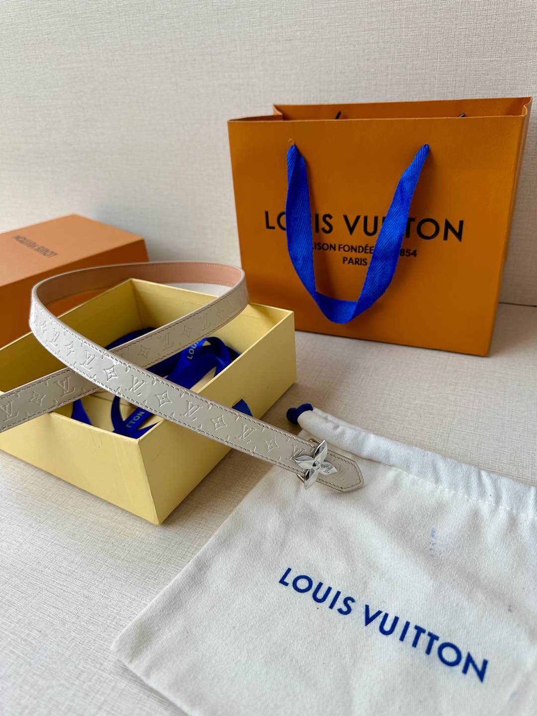 LV Flowergram 20mm Reversible Belt Beige Cream Calfskin
