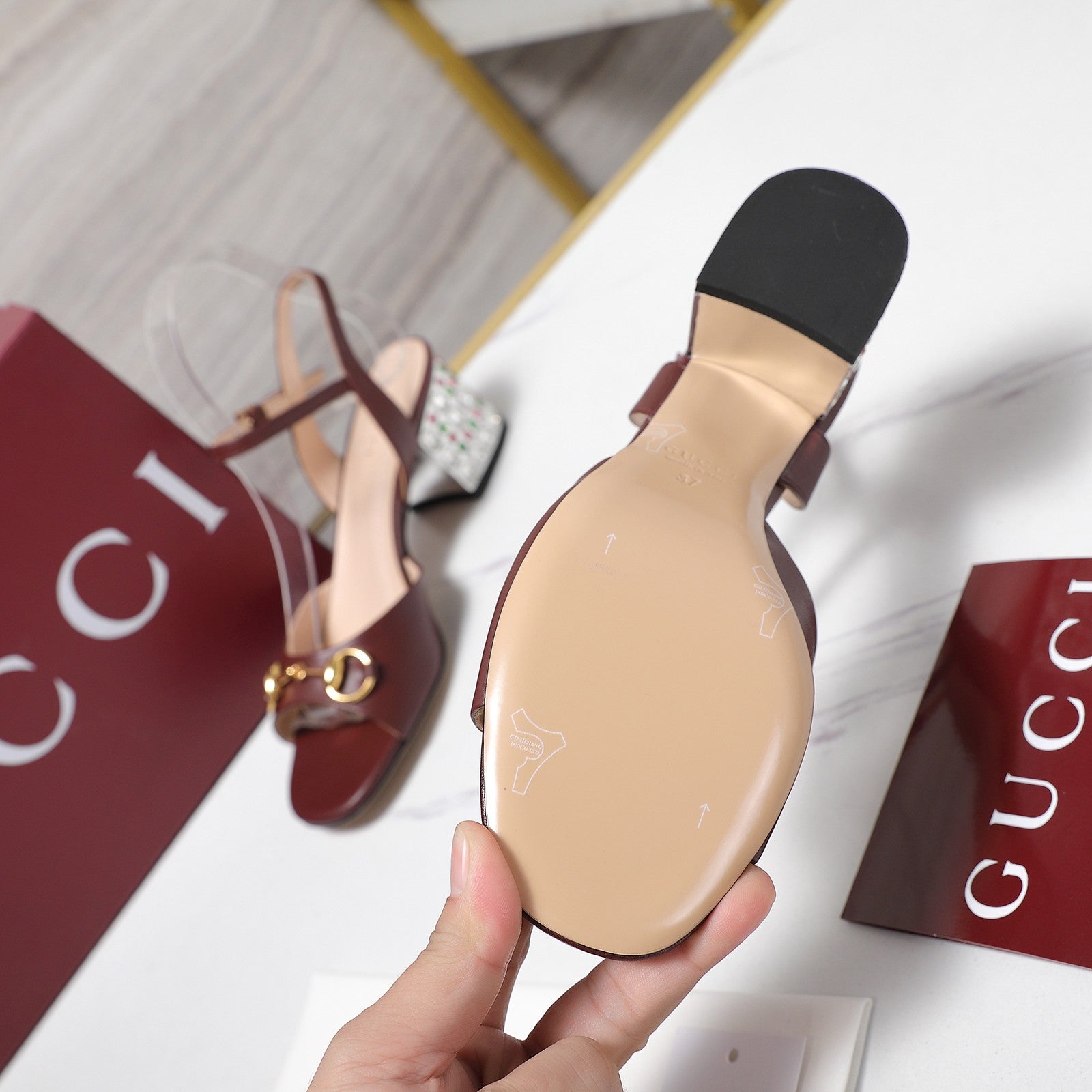 GG 26ss Sandals 55 Burgundy Beige Sheepskin 601097