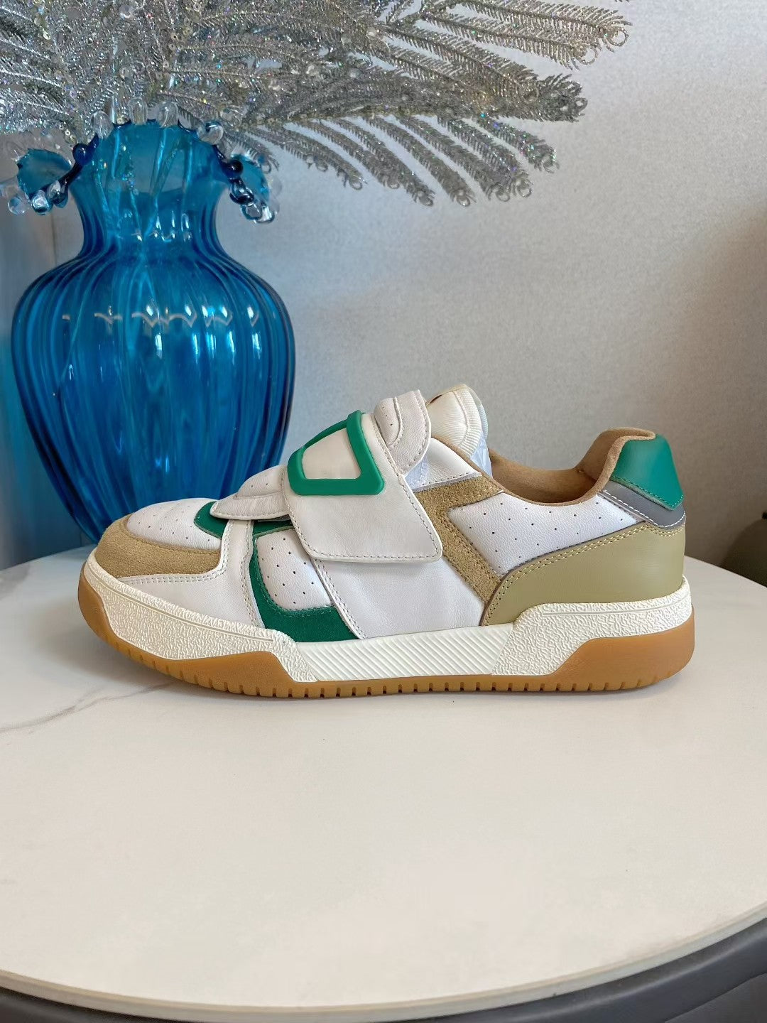 VT 25S Couple Sneakers White Tan Green Calfskin Suede 563100