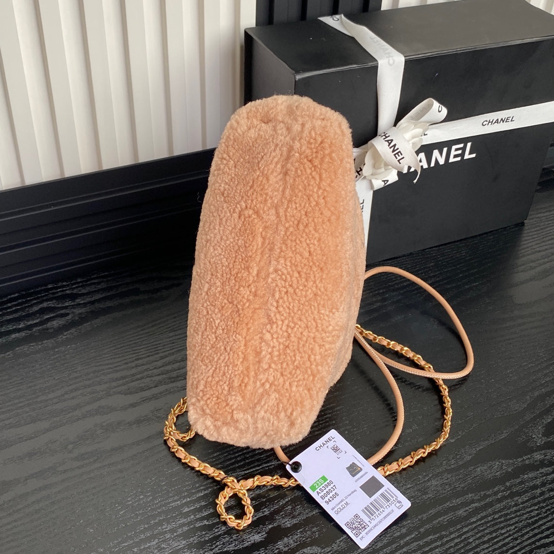 CC 24K Hobo 22 Bag 20cm Brown Wool Fur