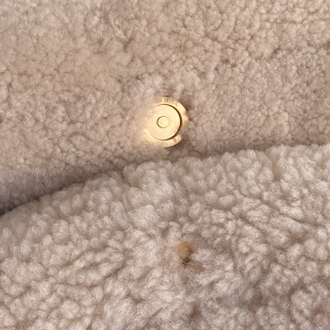 CC 24K Hobo 22 Bag 39cm Beige Wool Fur