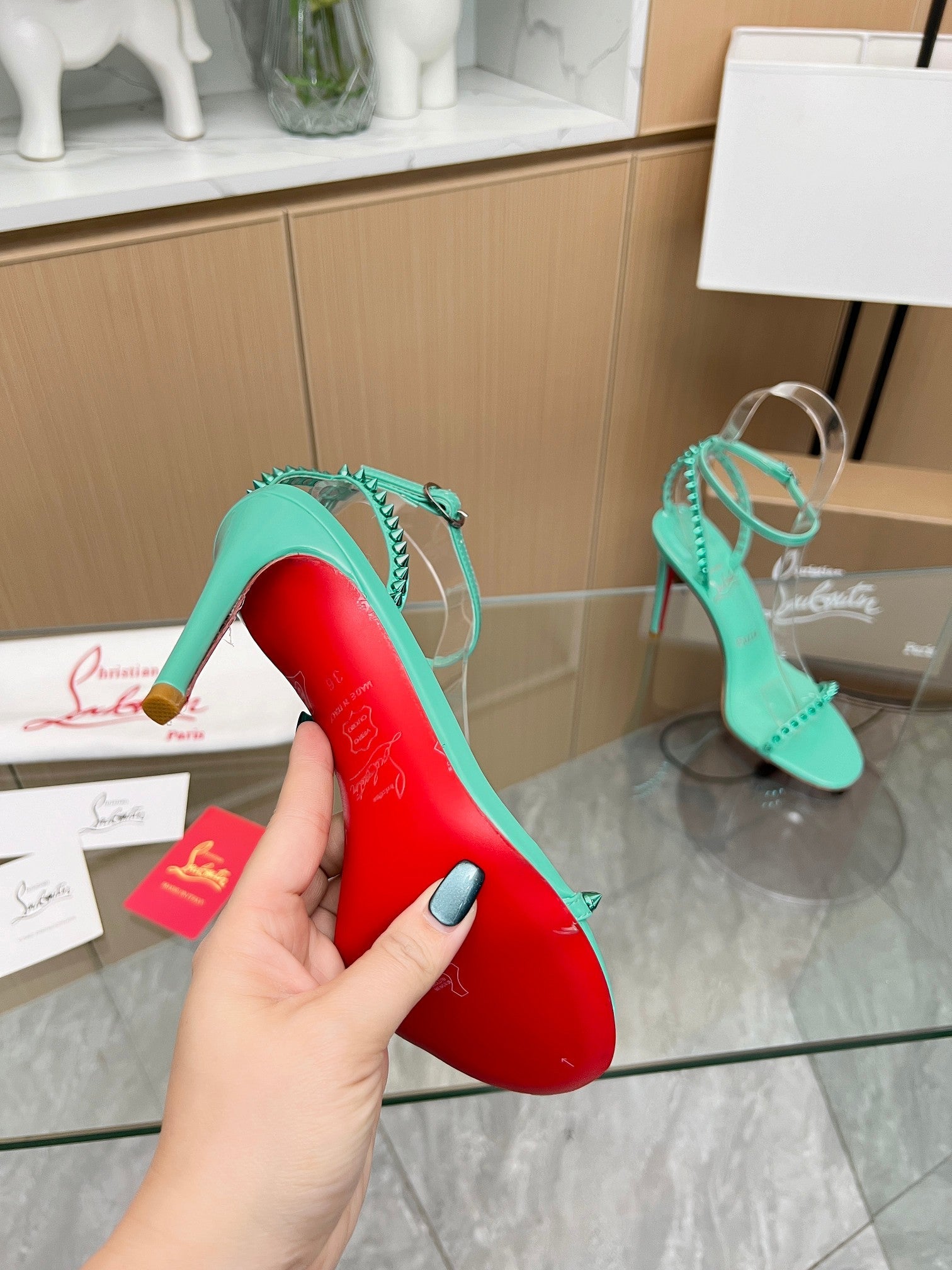 CL So Me 105 mm Strappy Sandal Grass Green Imported Rivets with Sheepskin 251020