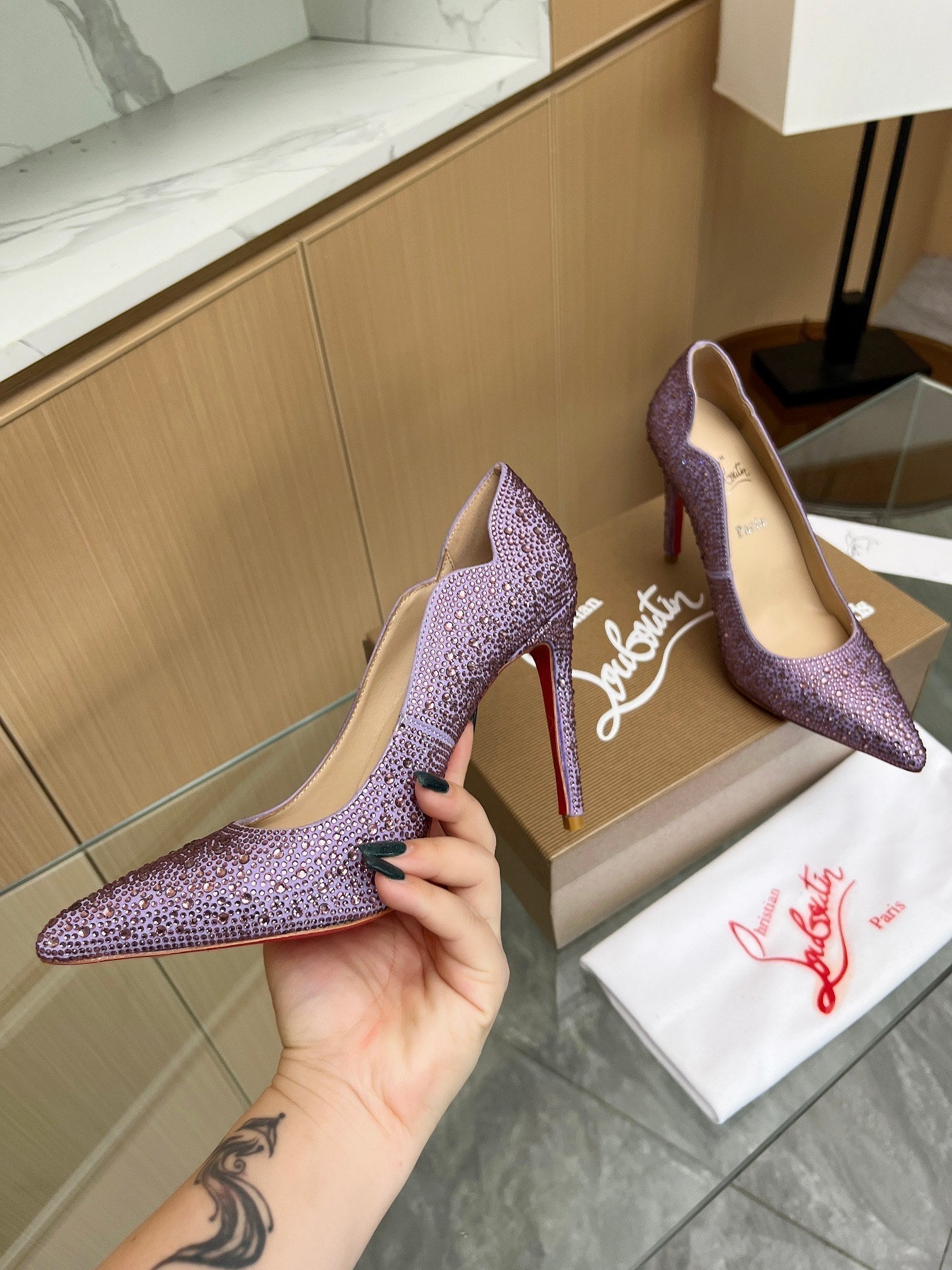 CL Hot Chick 100 Pumps Purple Strass Embellished Leather 251044