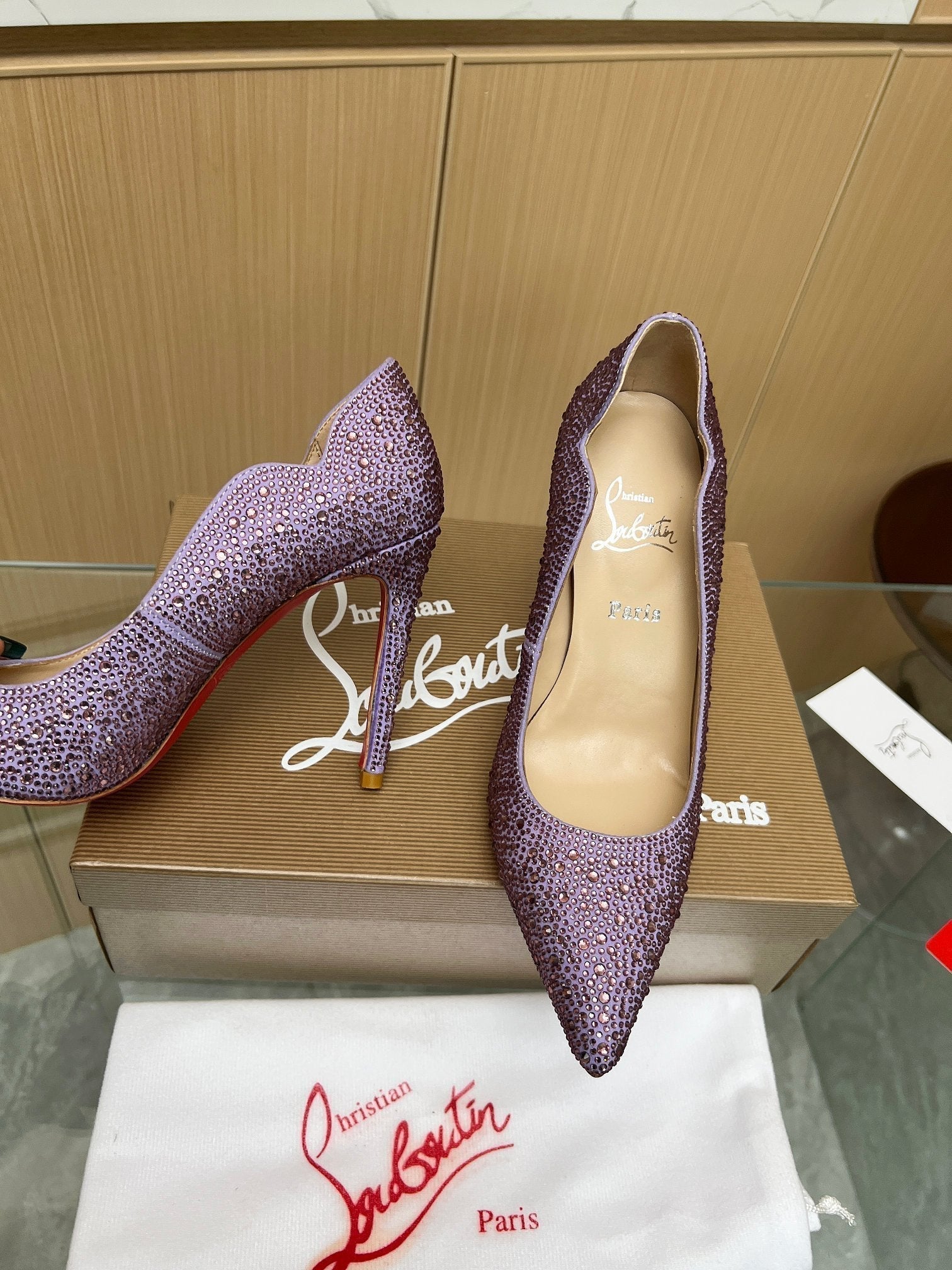CL Hot Chick 100 Pumps Purple Strass Embellished Leather 251044