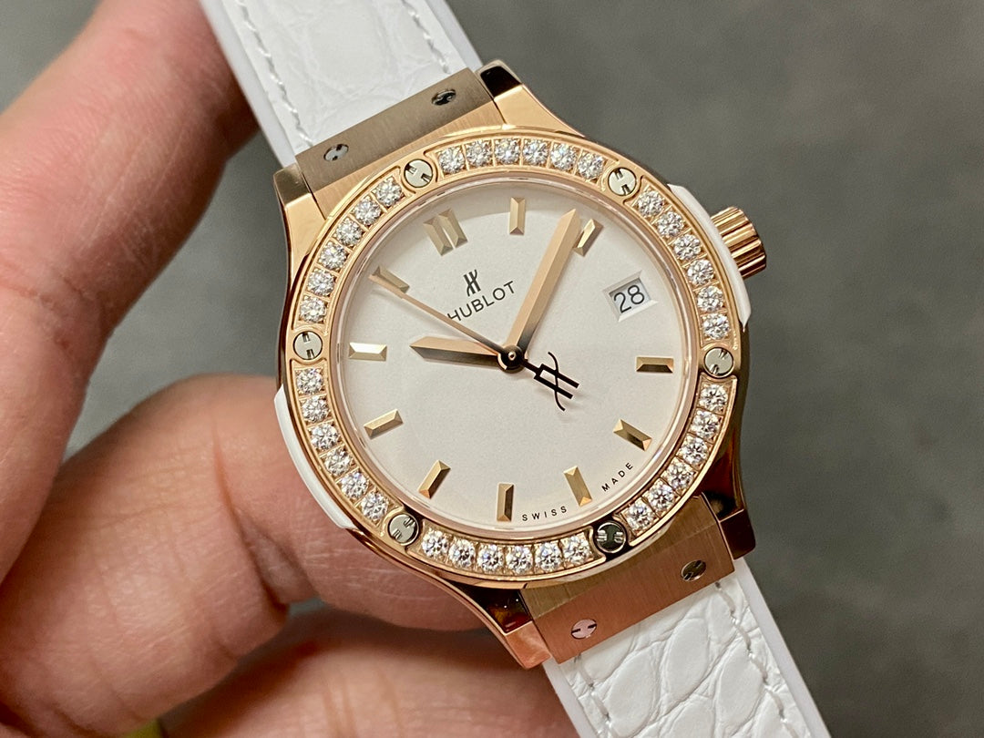 Hublot Classic Fusion Rose Gold Diamonds 33mm Watch White Leather Strap