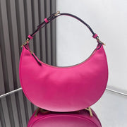 FENDIGRAPHY MEDIUM 29 IN BRIGHT PINK SMOOTH LAMBSKIN GOLD HARDWARE
