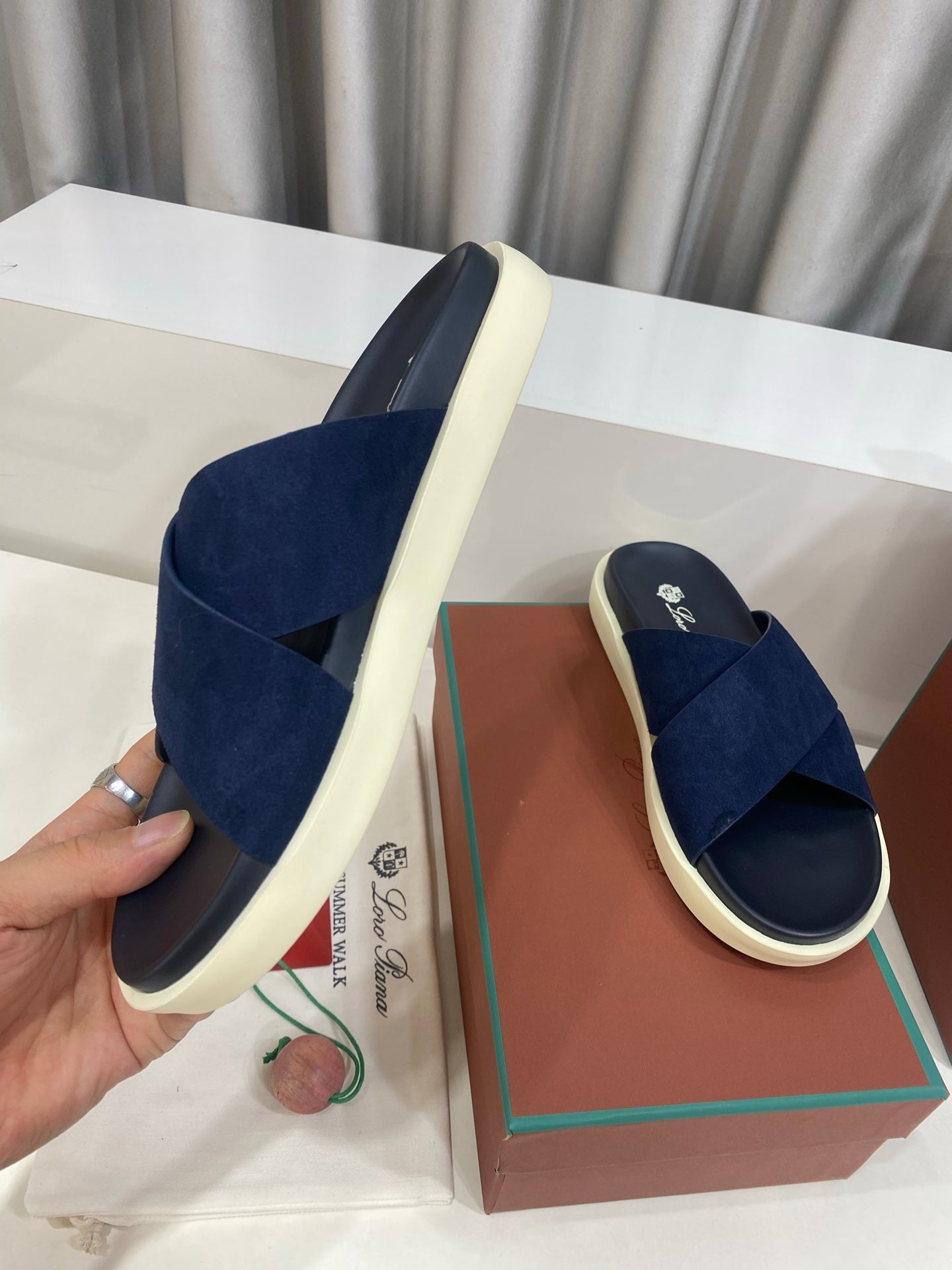 Loro Piana 2026 Cross-strap Slipper Suede Leather 911319