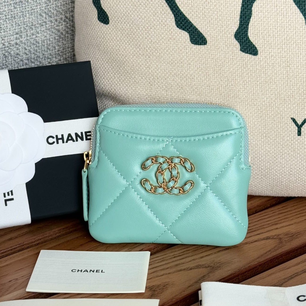 cc 19 zipped coin purse 11cm turquoise blue lambskin gold hardware