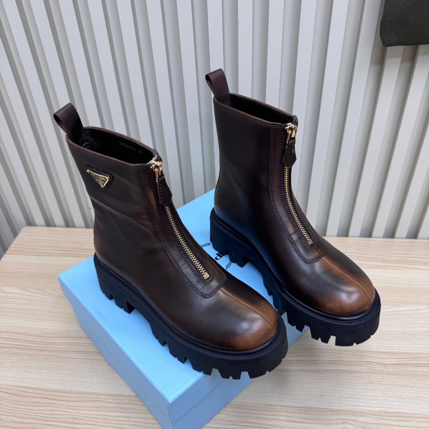 PRA Martin boots dark chocolate brown sheepskin 443648