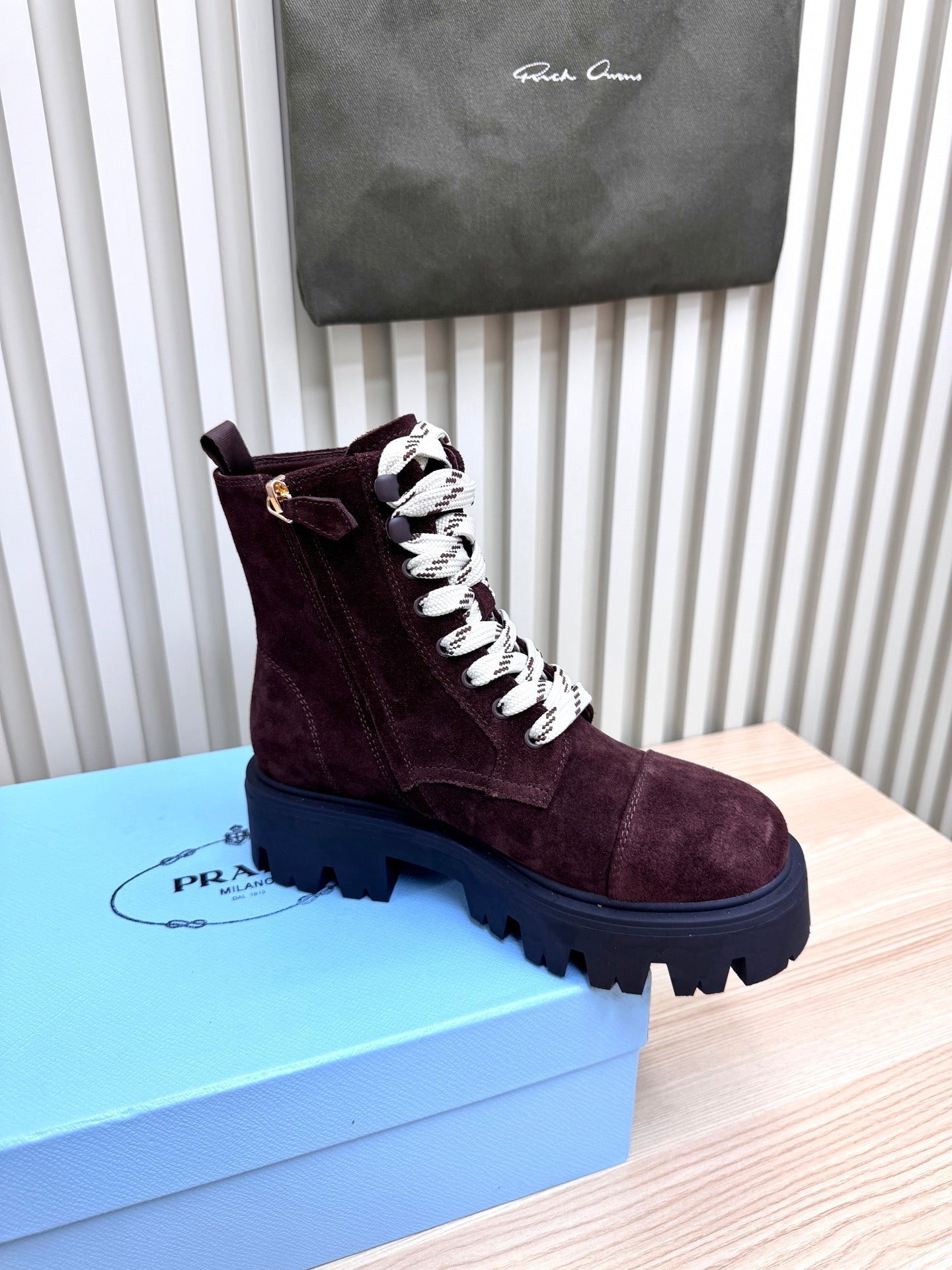 PRA Martin boots burgundy brown suede 443668