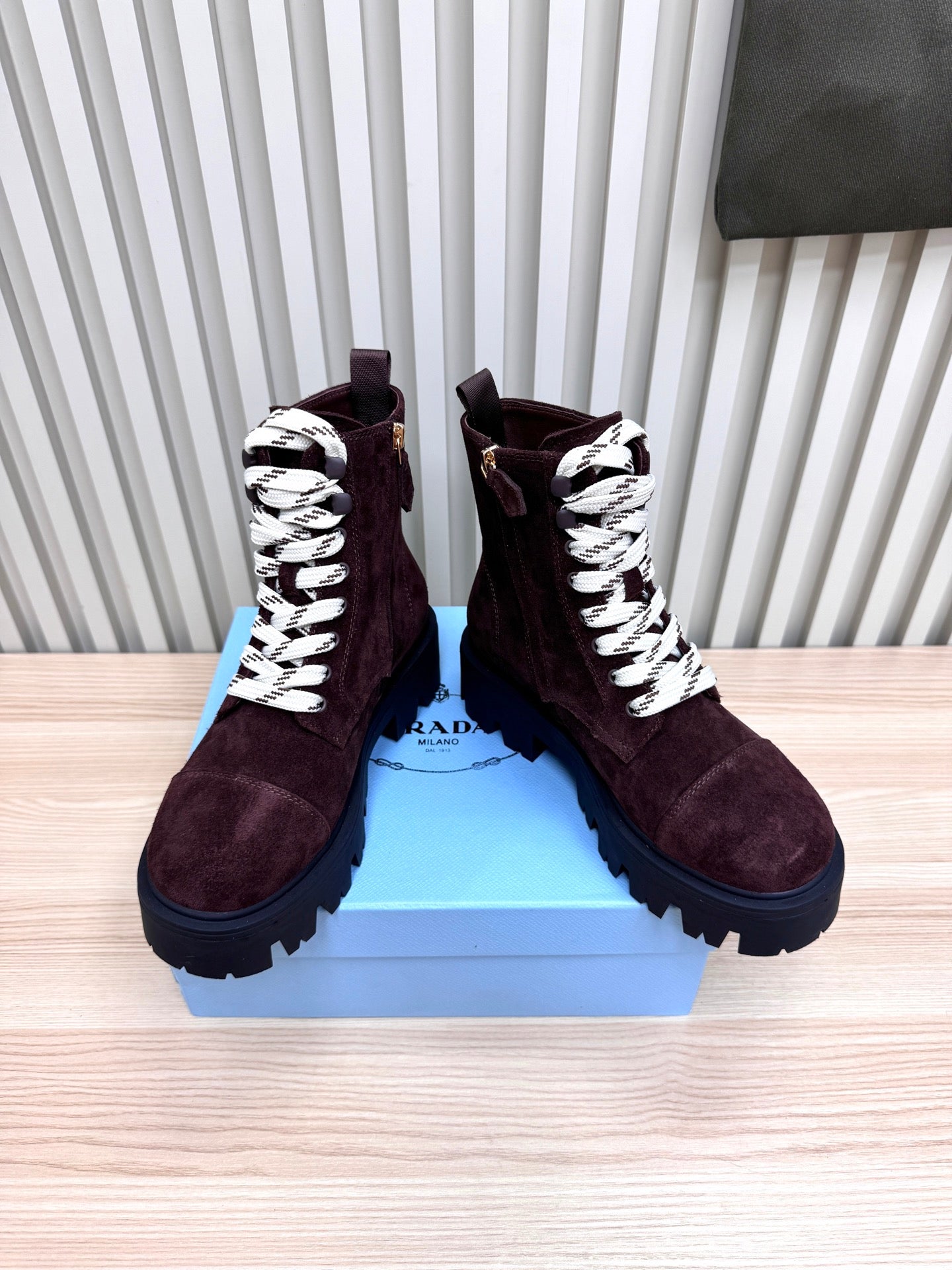 PRA Martin boots burgundy brown suede 443668