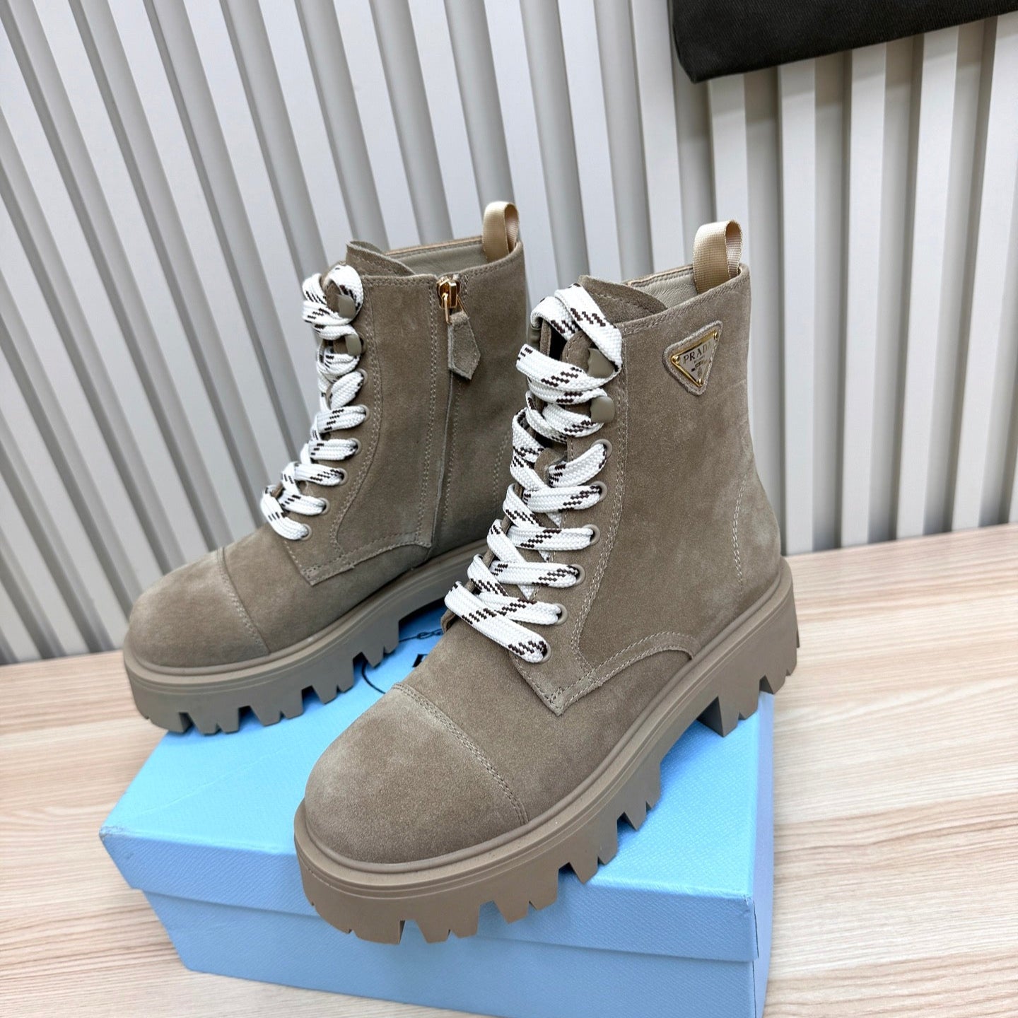 PRA Martin boots light taupe beige suede 443669