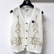 Chanel 2026 White Sleeveless Knit Vest Gold Embroidery Wool 416251