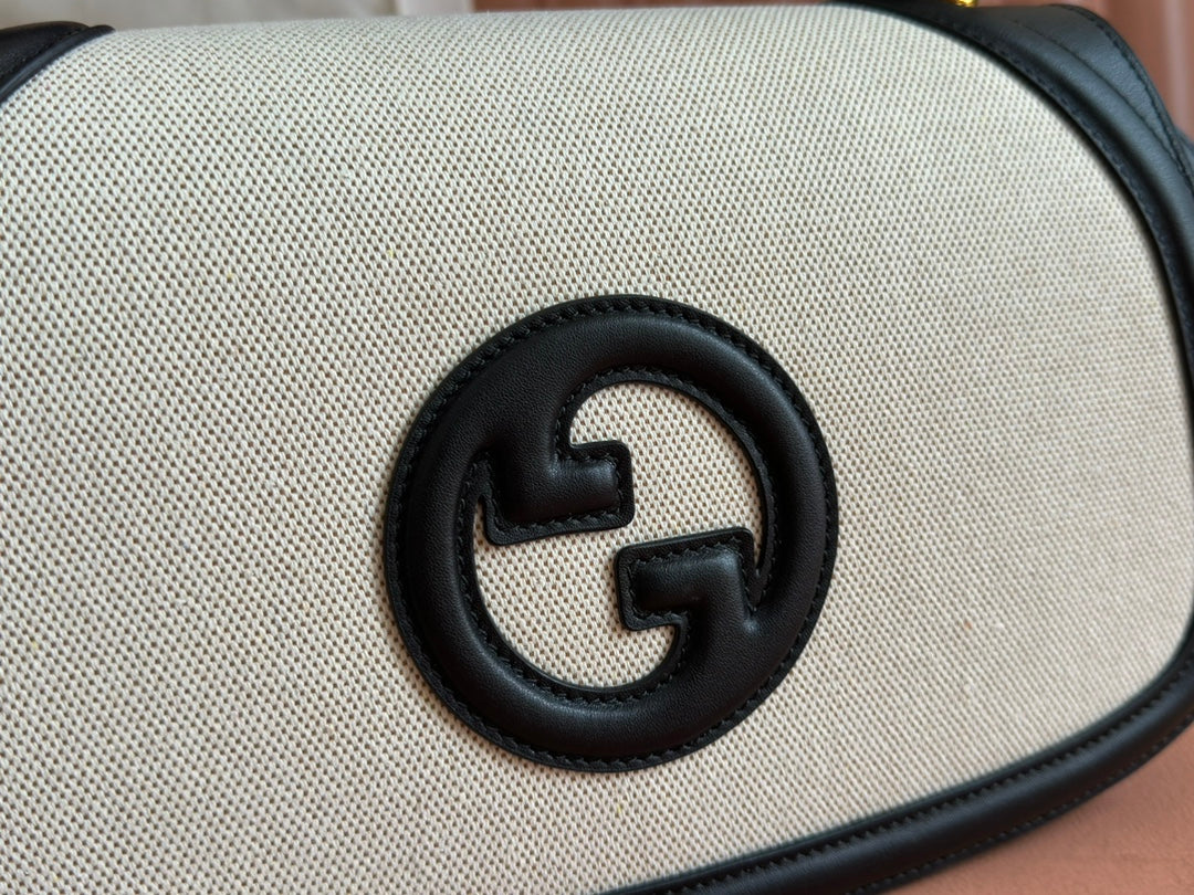 Gucci Blondie 32 Bag Black White Leather Canvas 239898