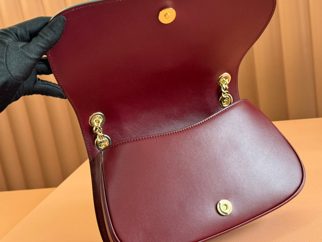 Gucci Blondie Small Shoulder Bag 26 Burgundy Calfskin 272180