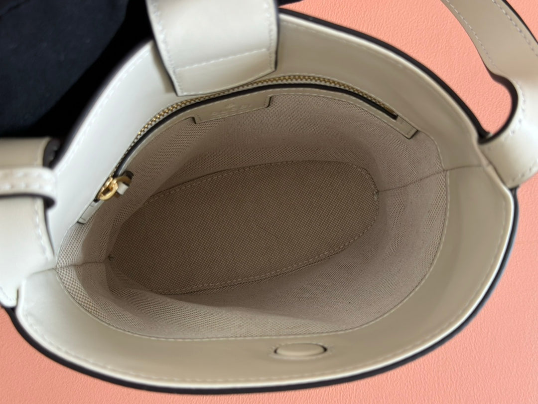 Gucci 73 Mini Bucket Bag White Smooth Leather 244429