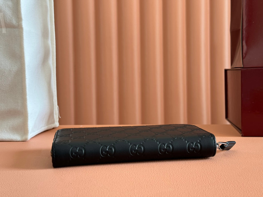 Gucci Zipper Wallet Black Embossed 248406