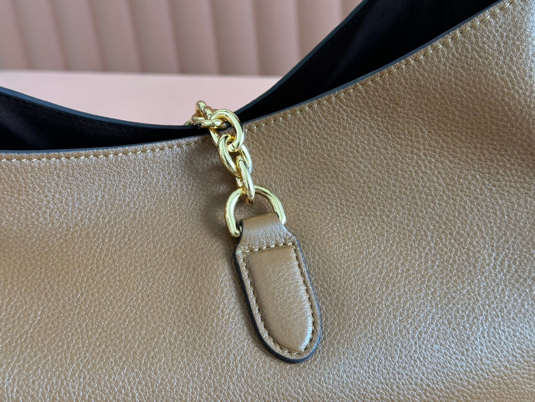 Gucci Softbit Shoulder Bag Brown Calfskin 248330