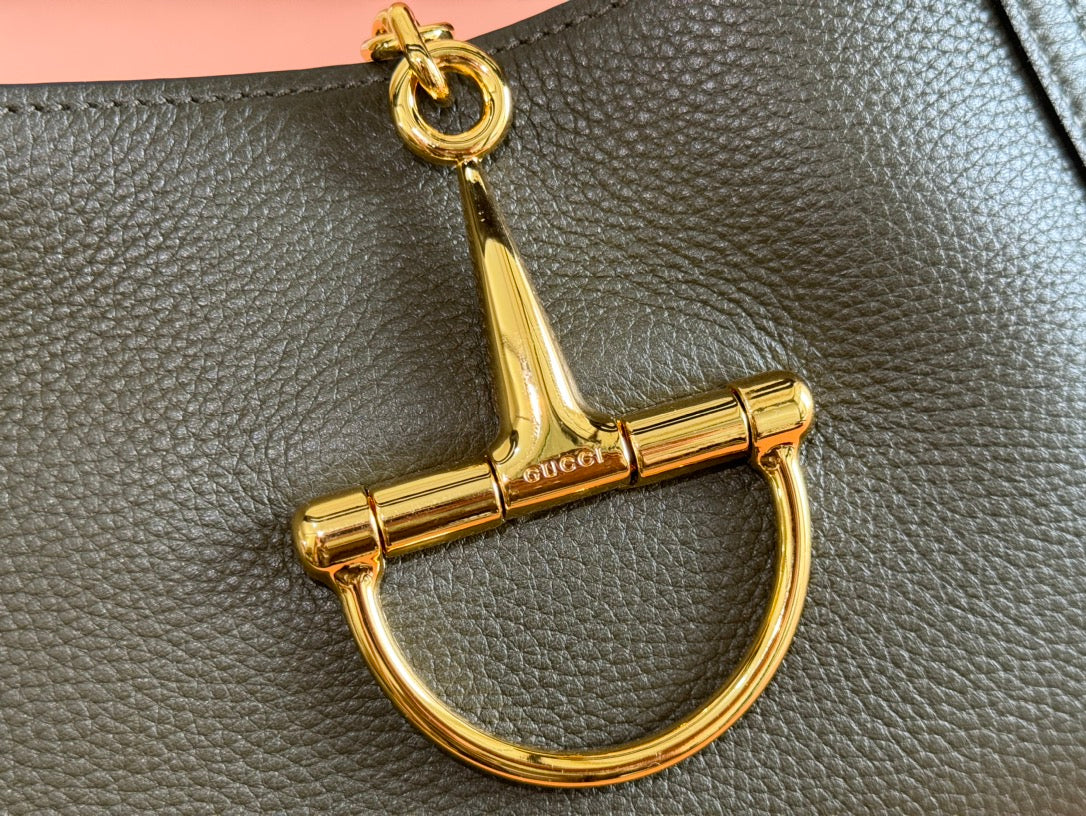 Gucci Softbit Shoulder Bag Green Calfskin