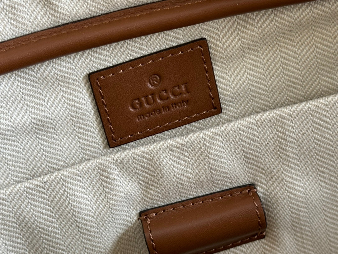 Gucci Emblem Briefcase Brown Calfskin 248359