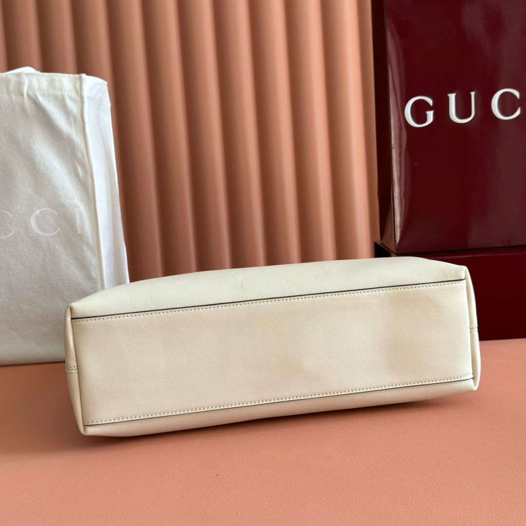 Gucci Beatrix Handbag 35 White Cowhide  272127
