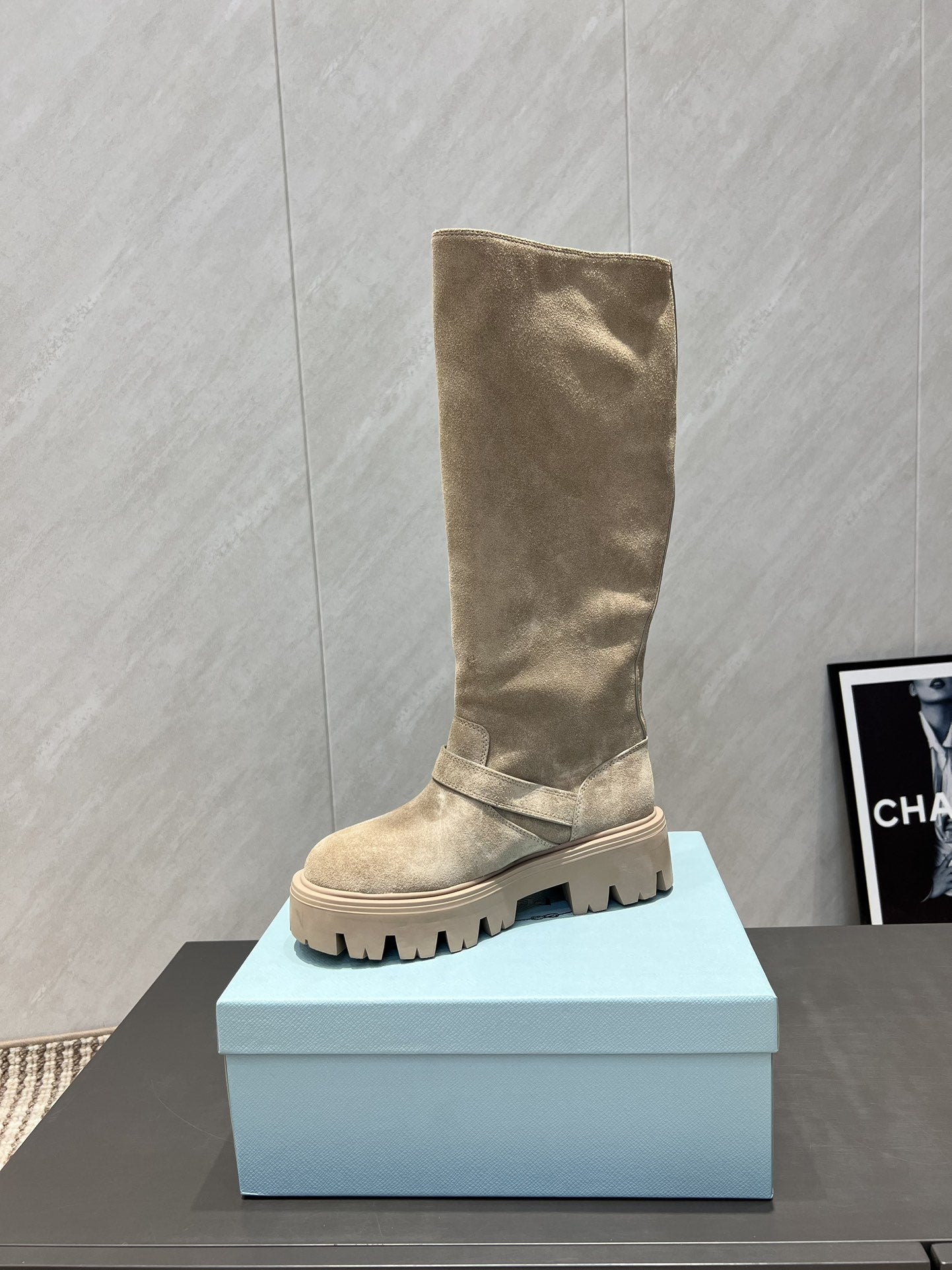 Prada 25 Boot Beige Suede 501670