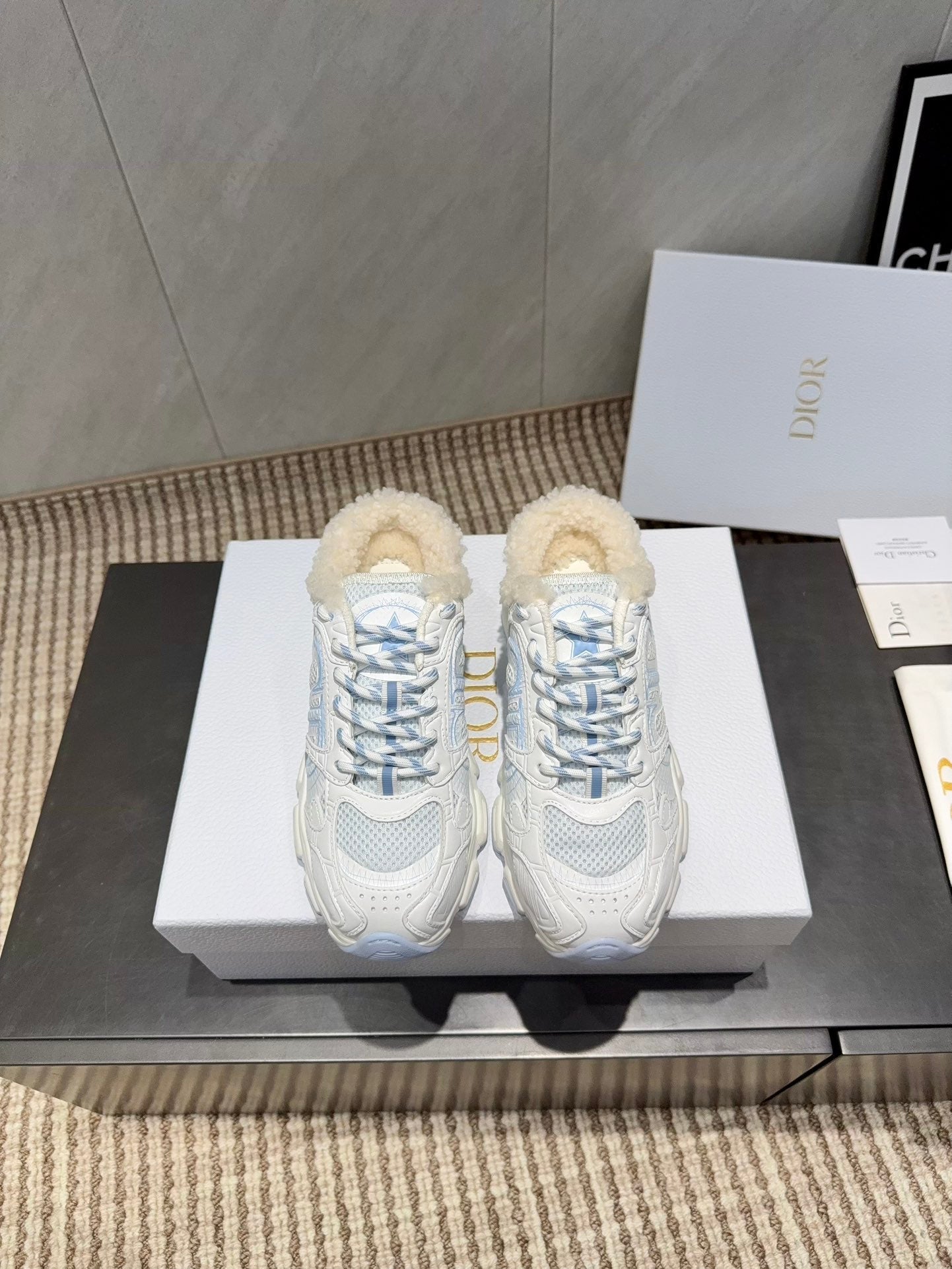 CD platform casual sneaker white light blue wool suede mesh 539682