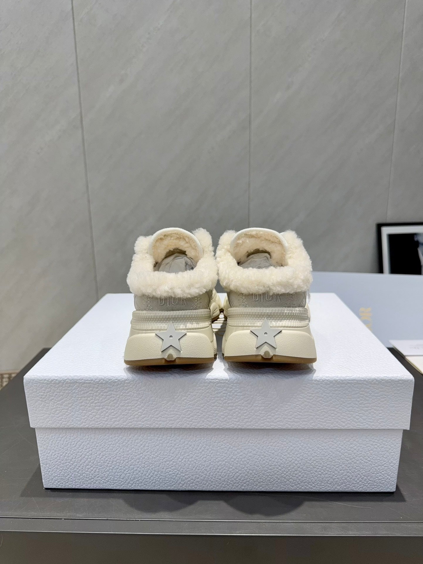 CD platform casual sneaker cream wool suede mesh 539683