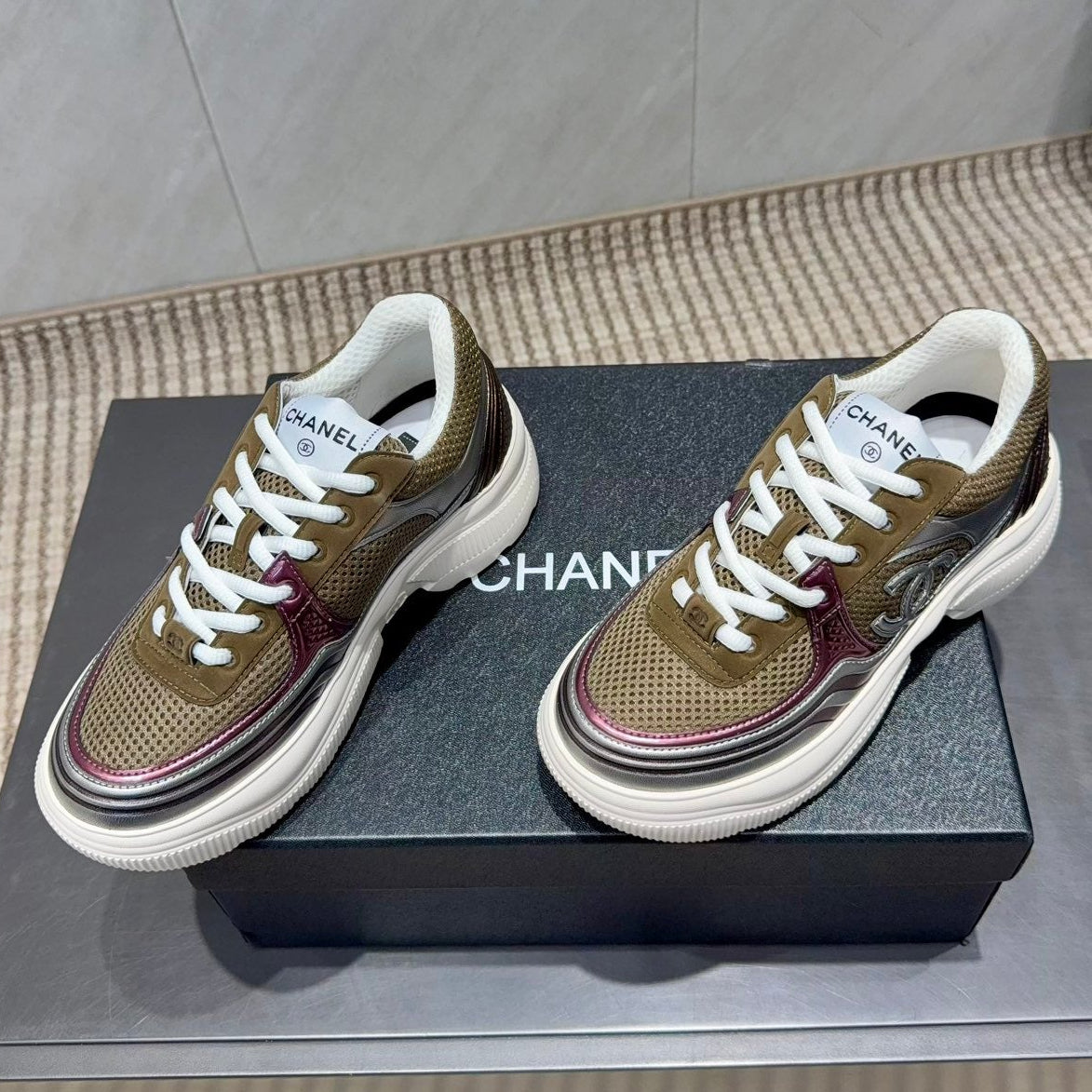 Chanel 25 Sneaker White Brown Silver Mesh Leather 540314