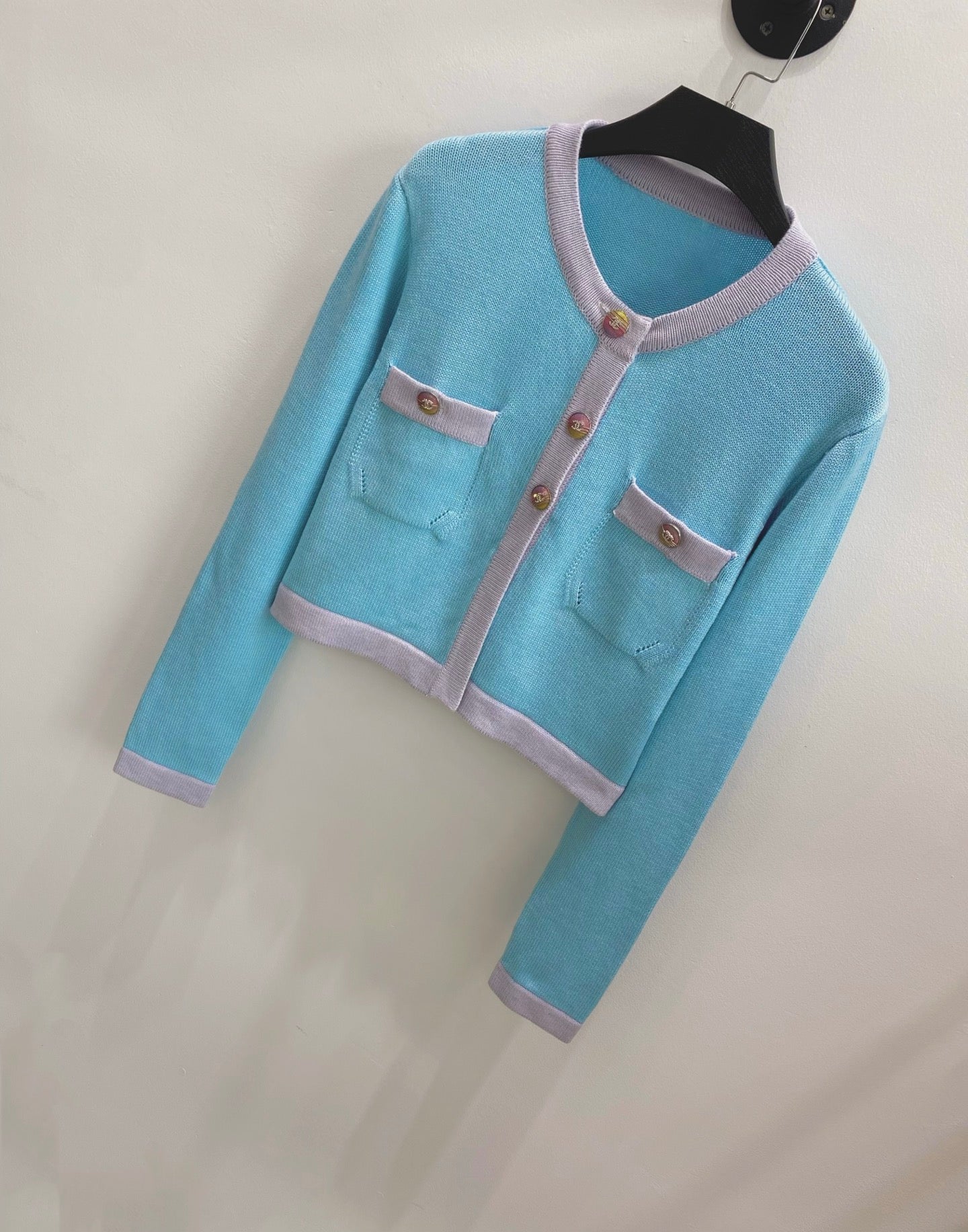 Chanel 2026 Long-sleeved Knit Cardigan Blue Wool 423121