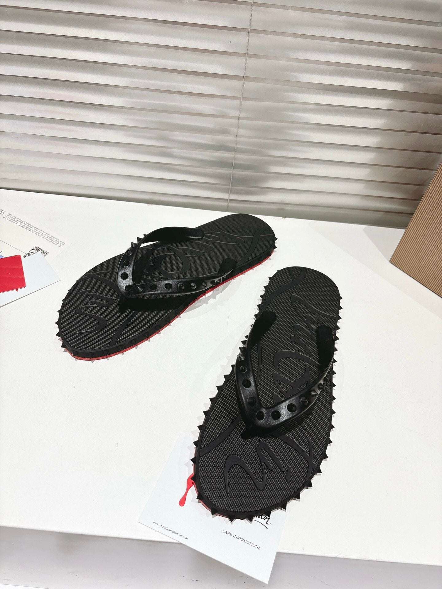 CL 25 Super Loubi Flip Thongs Rubber 242401