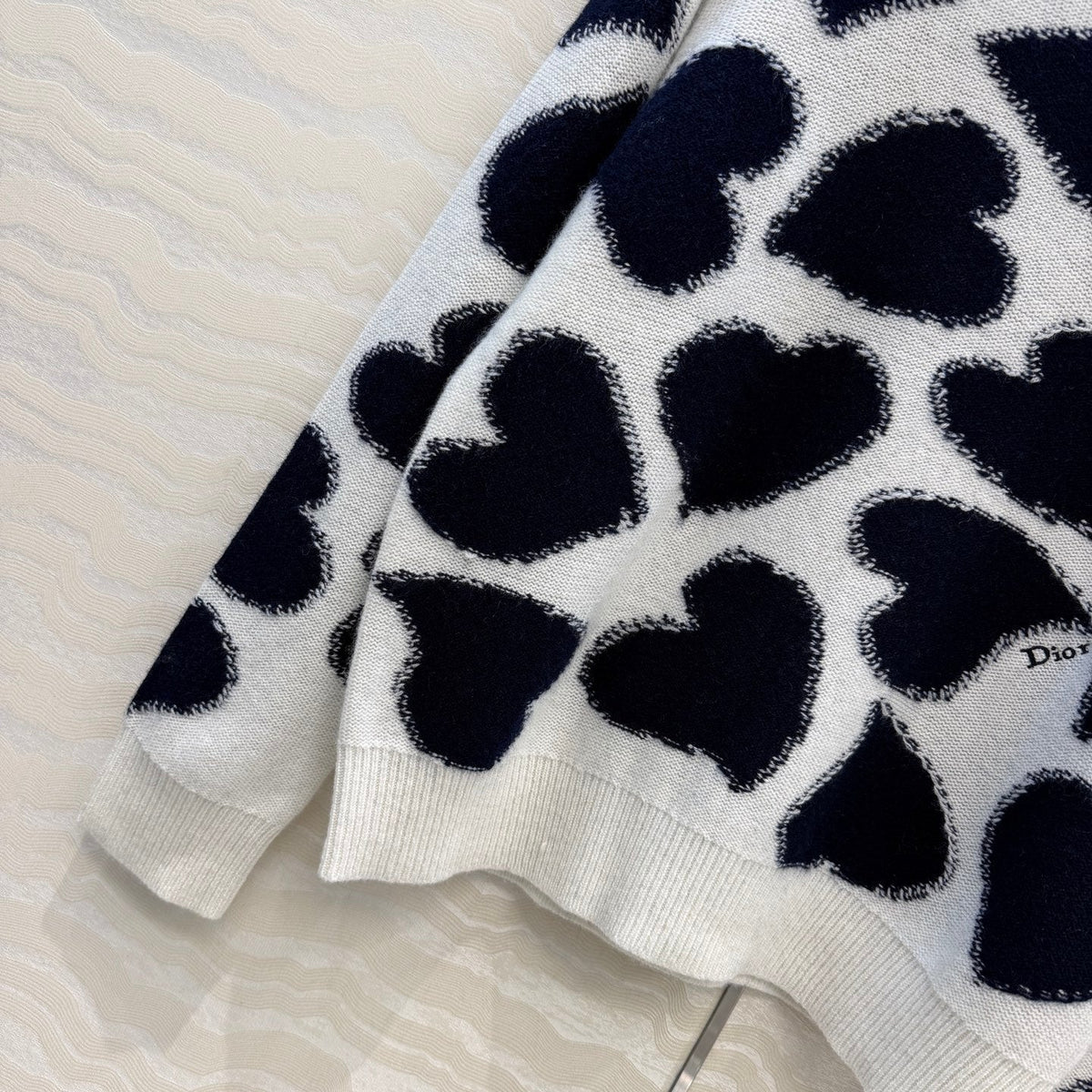 Dior 2026 Navy Blue Heart-patterned Cashmere Top 427161