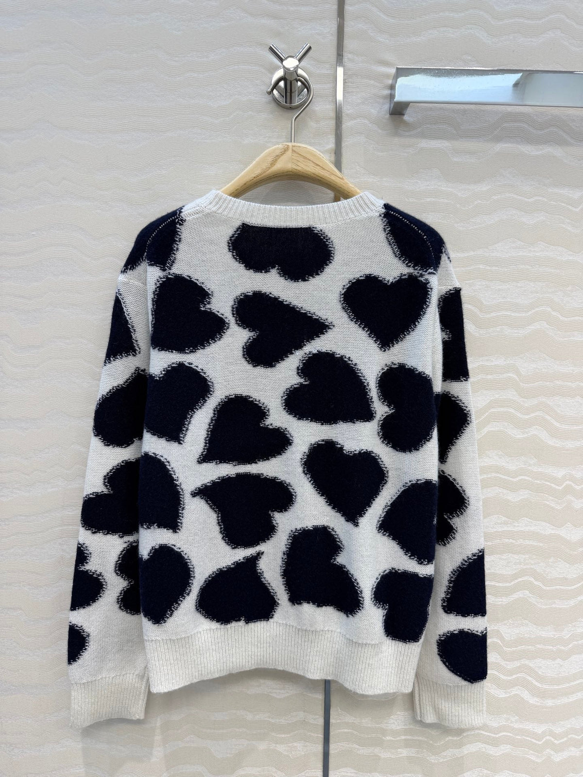 Dior 2026 Navy Blue Heart-patterned Cashmere Top 427161