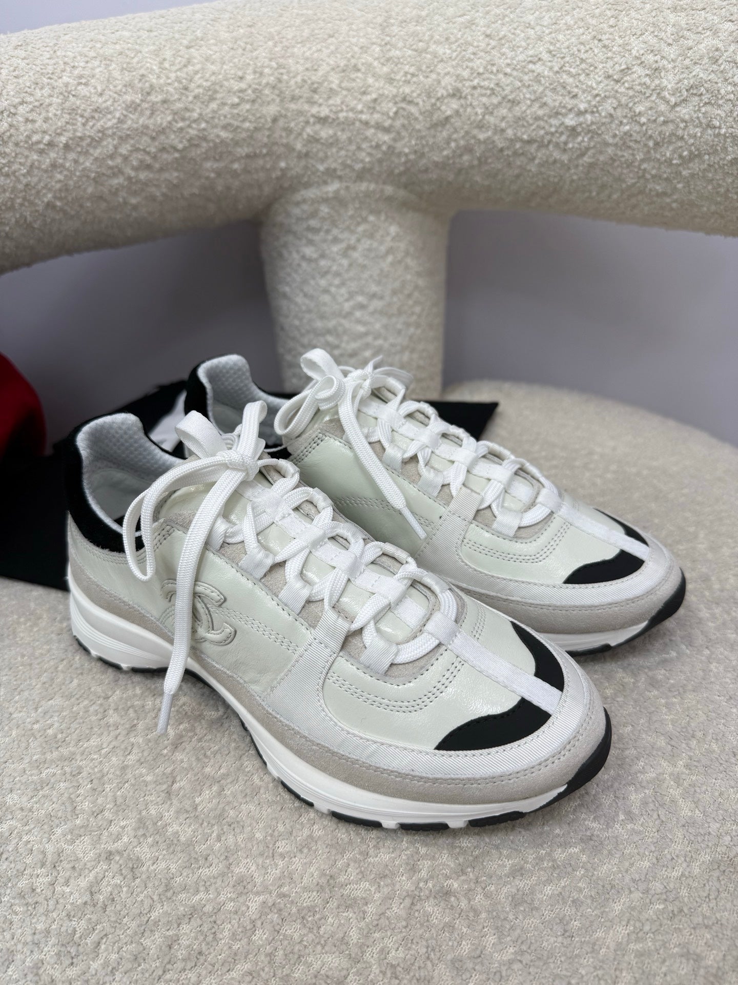 Chanel Sneaker White Cream Suede Leather 409144
