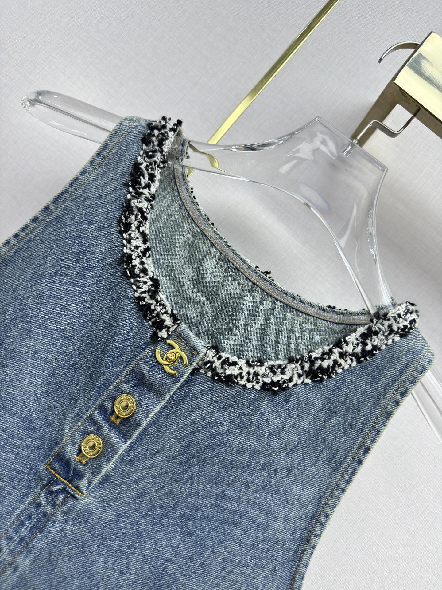 Chanel 2026 Denim Vest Light Blue Cotton 365075