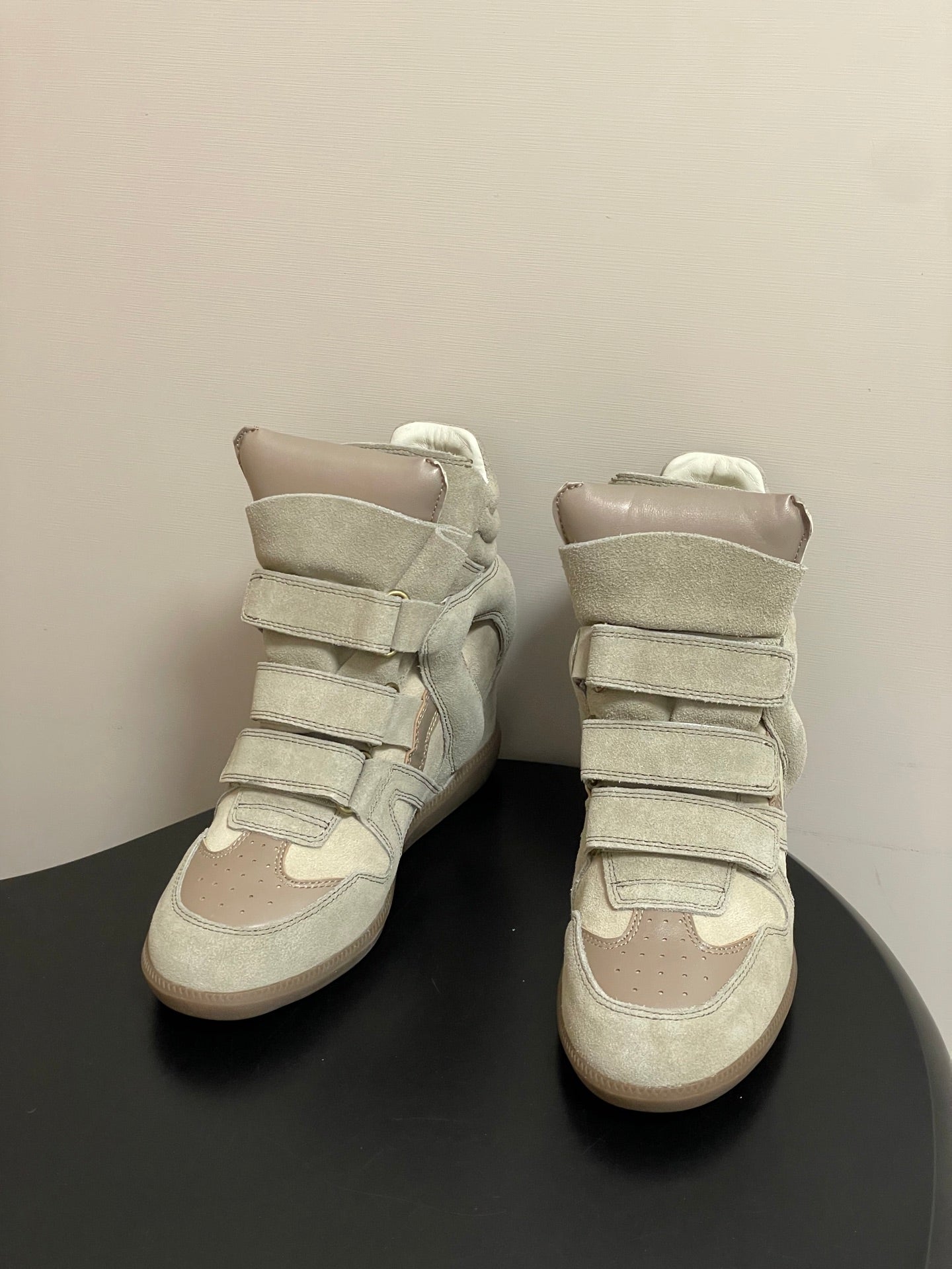 Isabel Marant 2026 Bekett Wedge Sneakers Light Grey mix Beige Suede Leather 534938