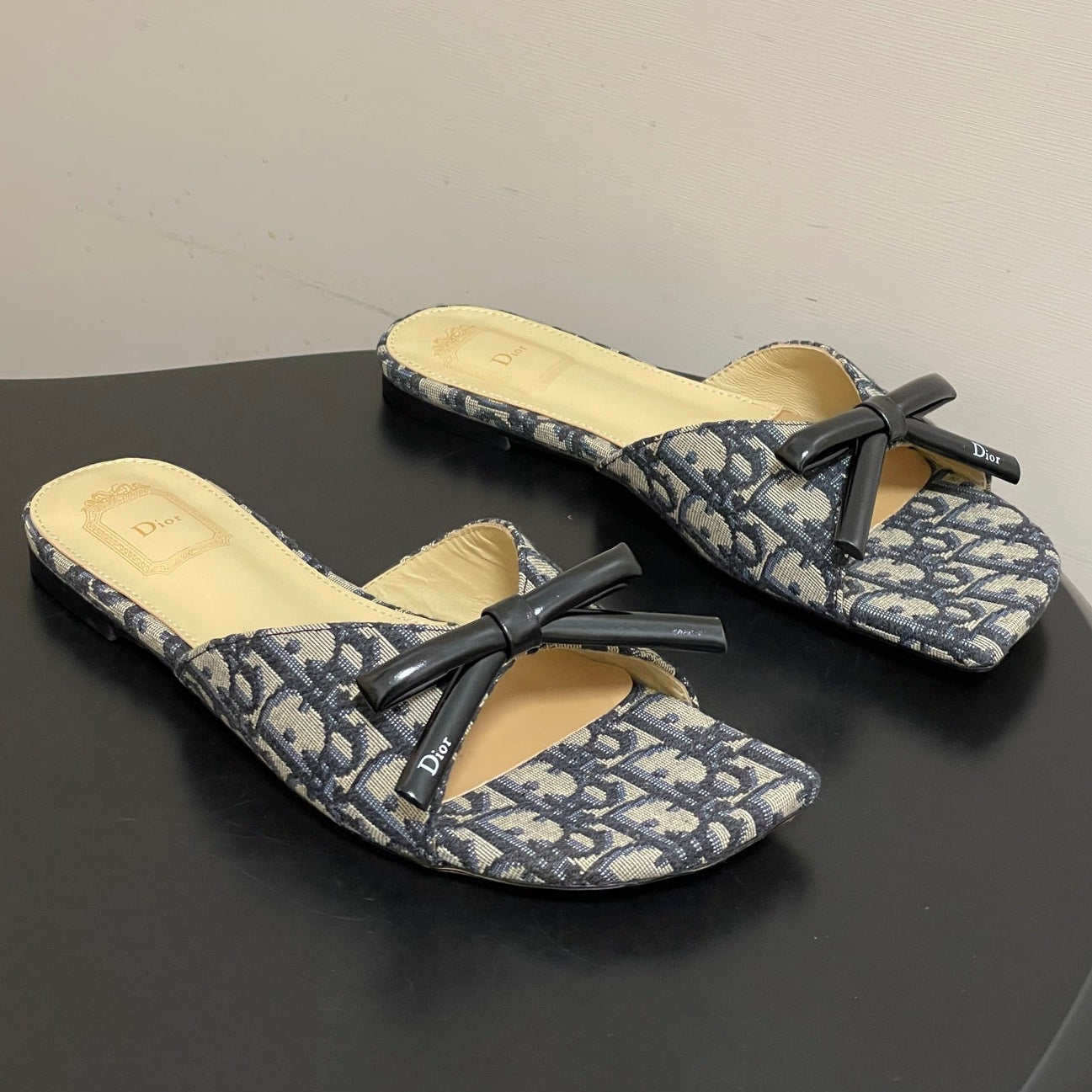 Dior 2026 Bow Slipper Canvas Calfskin 911148