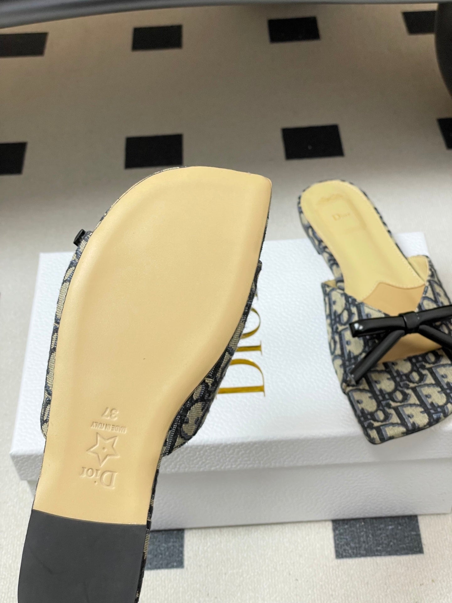 Dior 2026 Bow Slipper Canvas Calfskin 911148