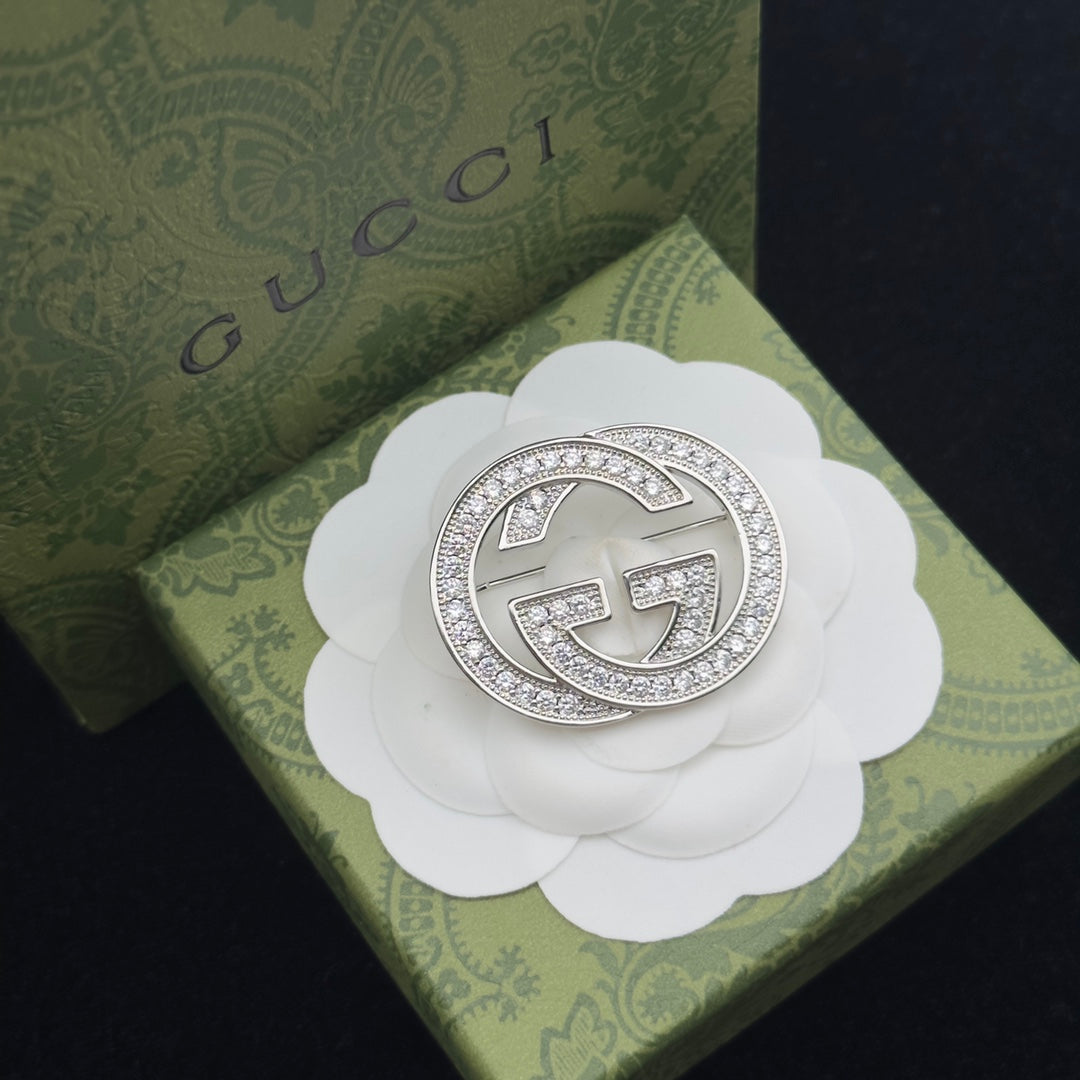 Gucci Brooch Silver 184126