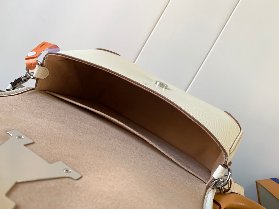 LV Buci Bag 24.5cm White Epi Leather 241088