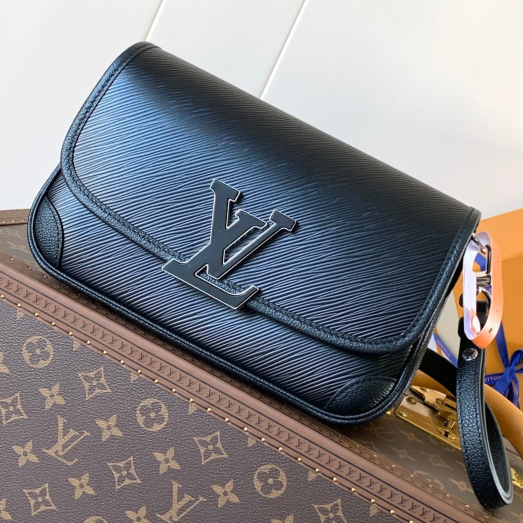 LV Buci Bag 24.5cm Black Epi Leather 241084
