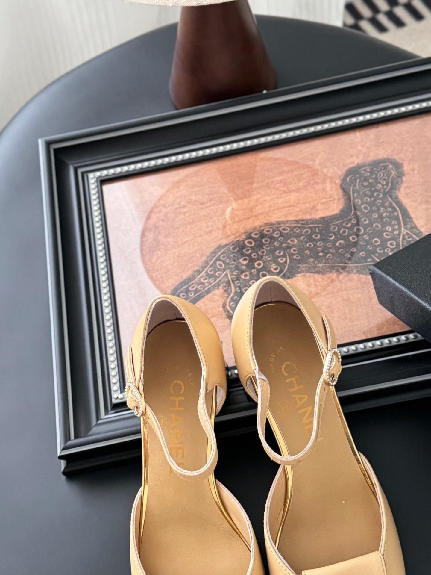 CC 25 Mary Jane Beige Cowhide 305278